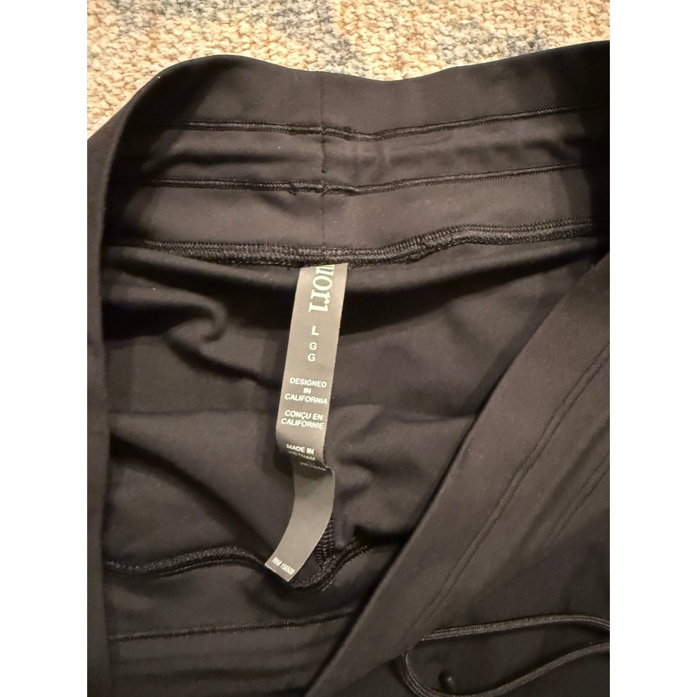 Vuori Daily Speed Shorts Seize Large Black Excellent Condition No Flaws - Picture 2 of 5